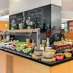 Ibis Hotel 3*