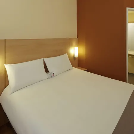 Ibis 3* בורסה