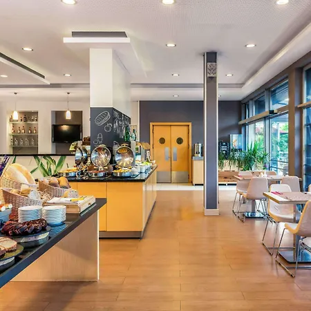 Ibis Hotel