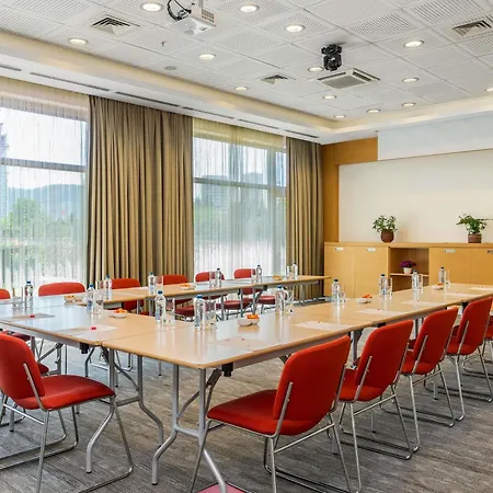 Hotel Ibis 3*