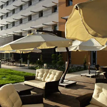 Ibis 3*