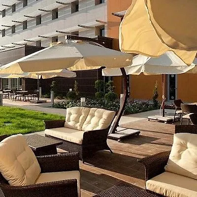 Ibis 3*